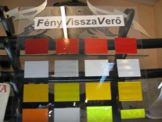 FÉNYVISSZAVERŐ ÖNTAPADÓS