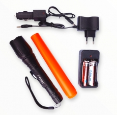 CREE-LED LÁMPA FORGALOMIRÁNYÍTÓ ADAPTERREL 